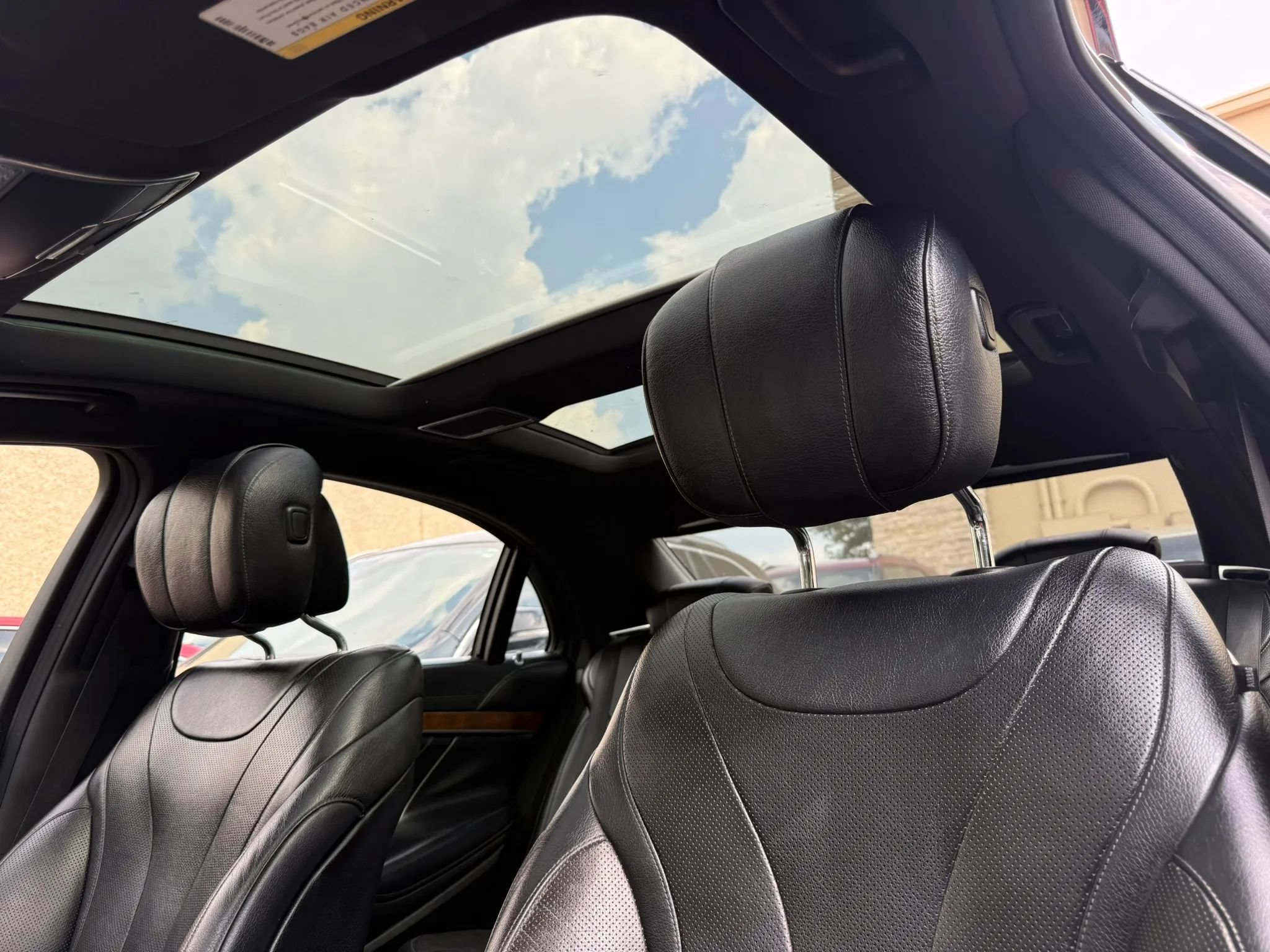 Used 2014 Mercedes-Benz S 550 Sedan w/ Premium 1 Package image 10