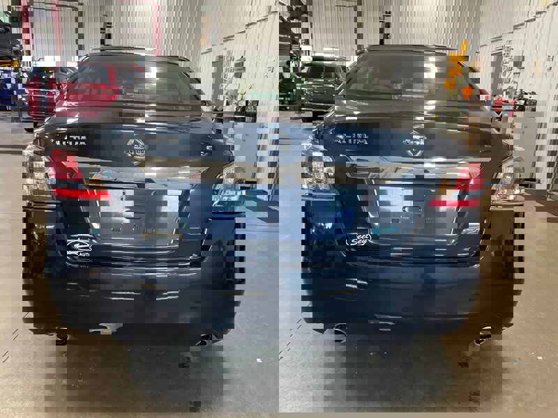 Used 2014 Nissan Altima 2.5 S image 7