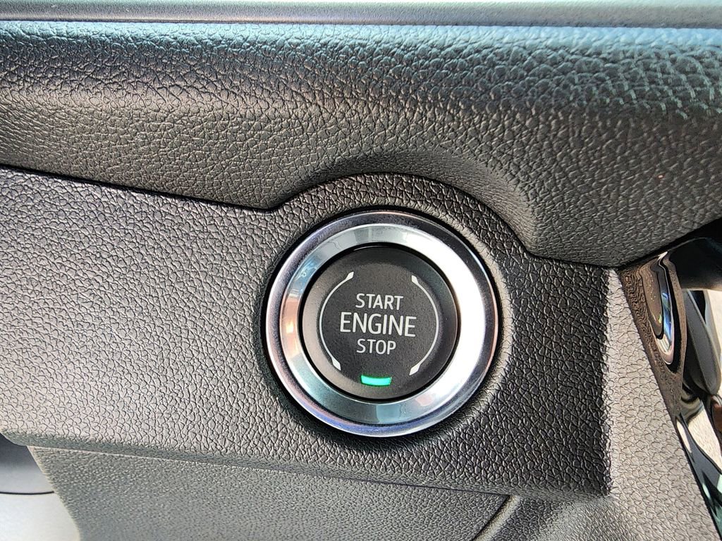 New 2025 Chevrolet Traverse LT image 19