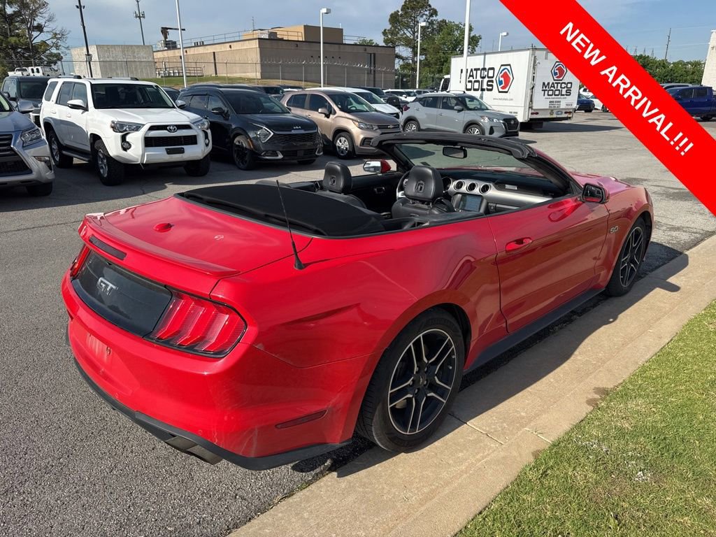 Used 2018 Ford Mustang GT Premium RWD image 4