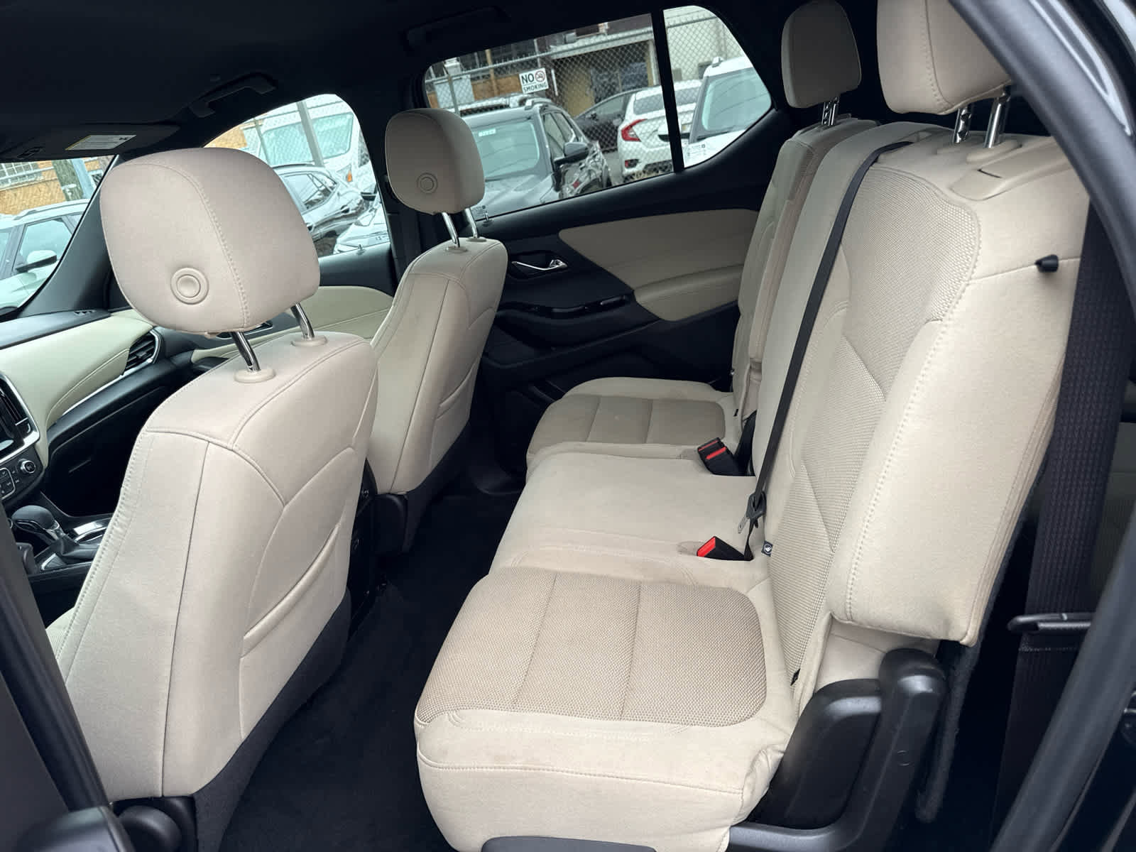 Used 2023 Chevrolet Traverse LS image 11