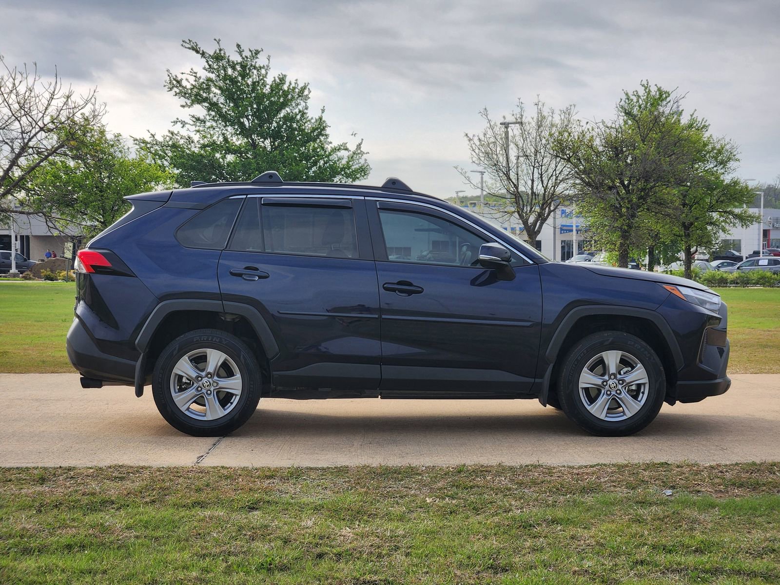 Used 2024 Toyota RAV4 XLE image 7