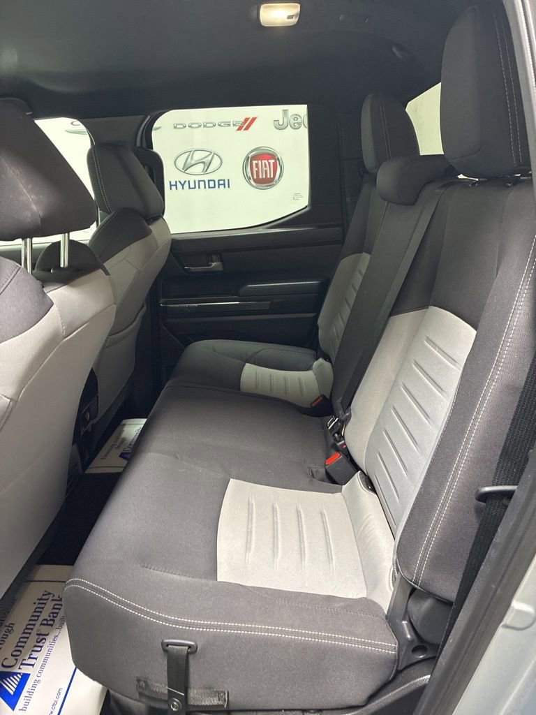 Used 2025 Toyota Tacoma TRD Sport image 11