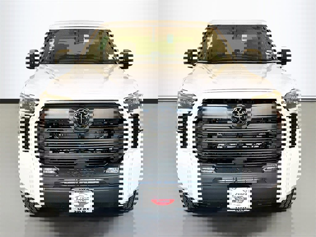 New 2026 Toyota Tundra SR5 image 2