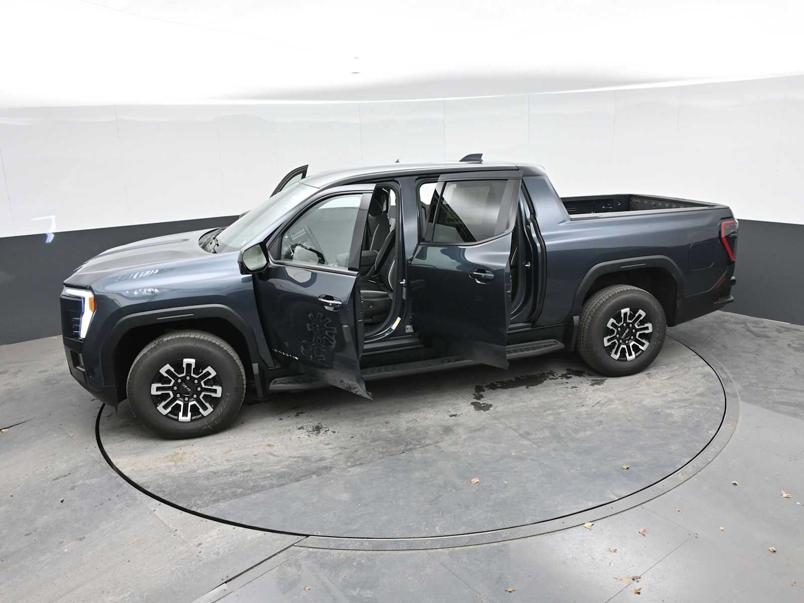 New 2026 GMC Sierra EV Elevation AWD/4WD image 50
