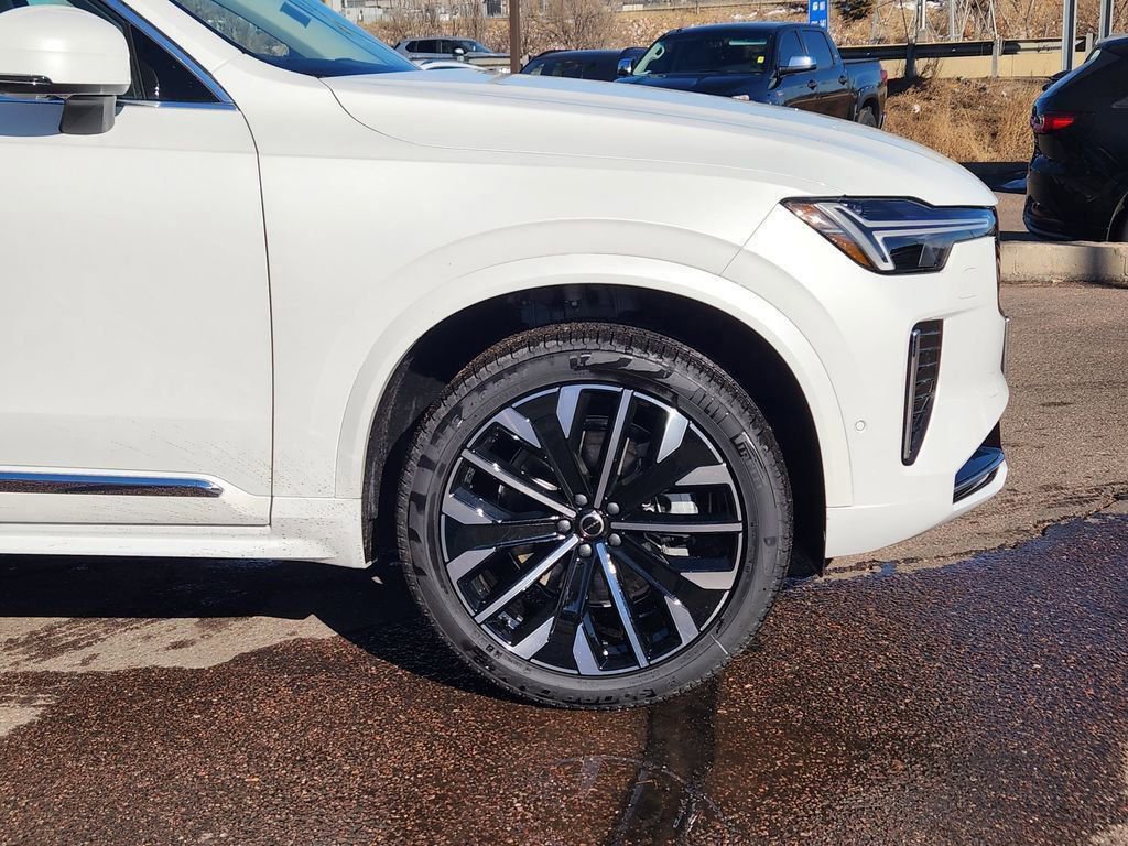 New 2026 Volvo XC90 B6 Ultra w/ Protection Package image 29