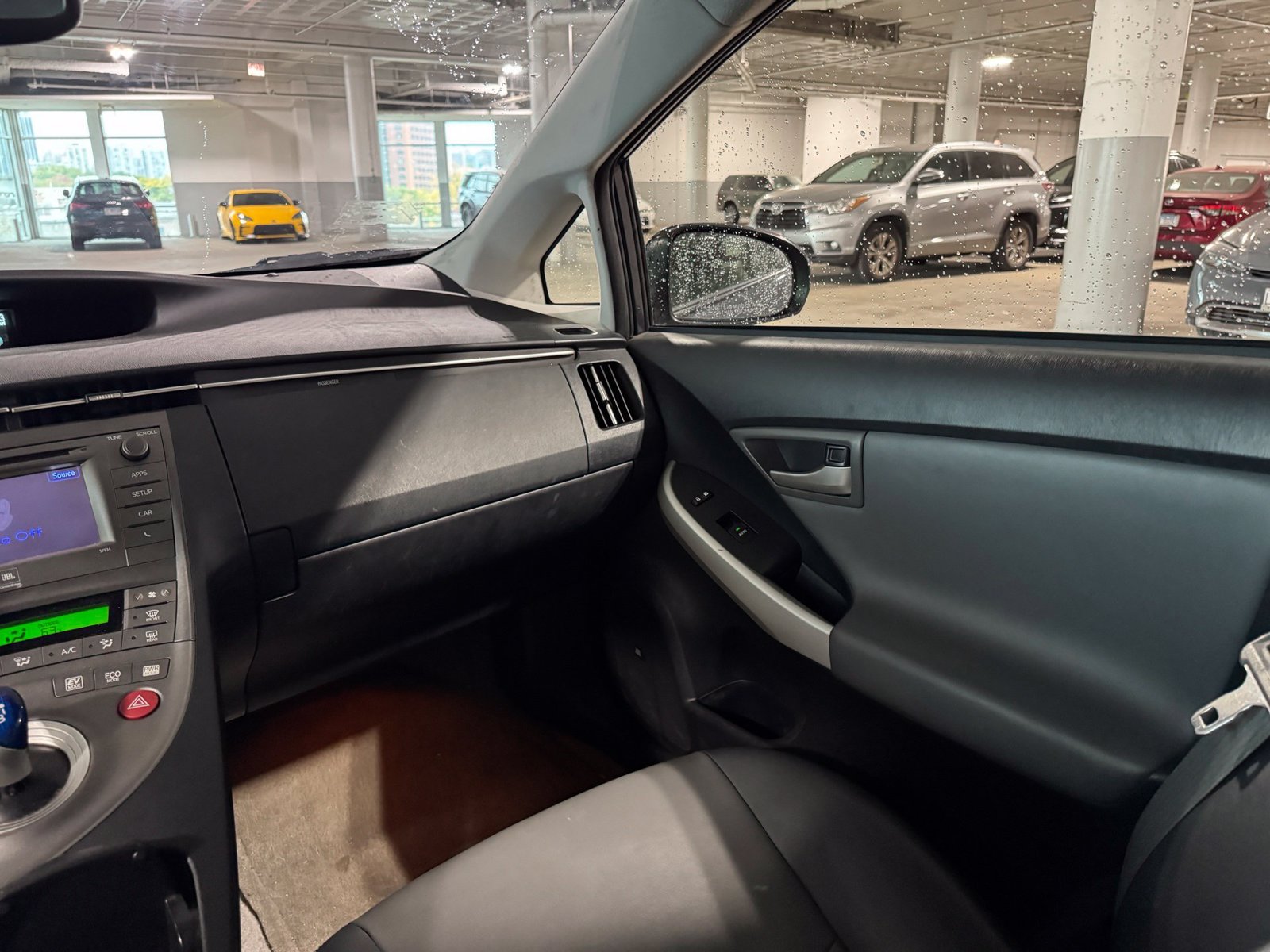 Used 2012 Toyota Prius Four FWD image 33