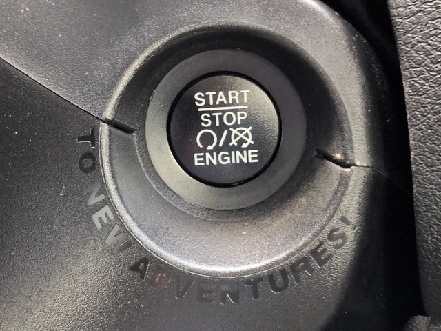 Used 2020 Jeep Renegade Sport AWD/4WD image 26