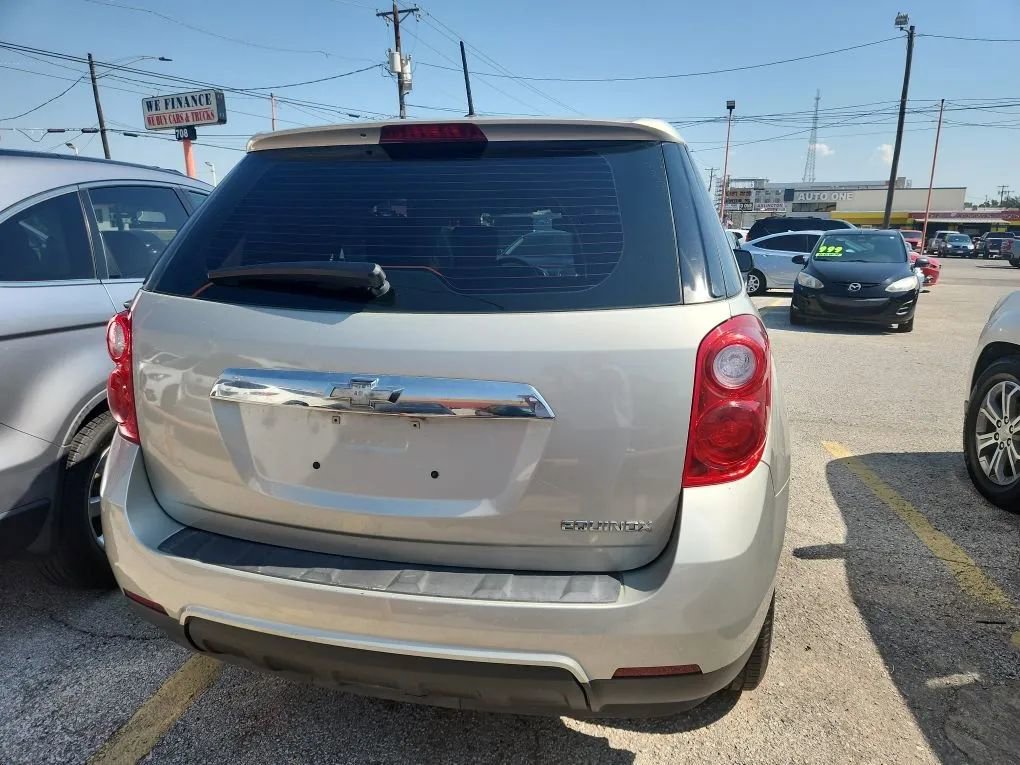 Used 2015 Chevrolet Equinox LS image 5
