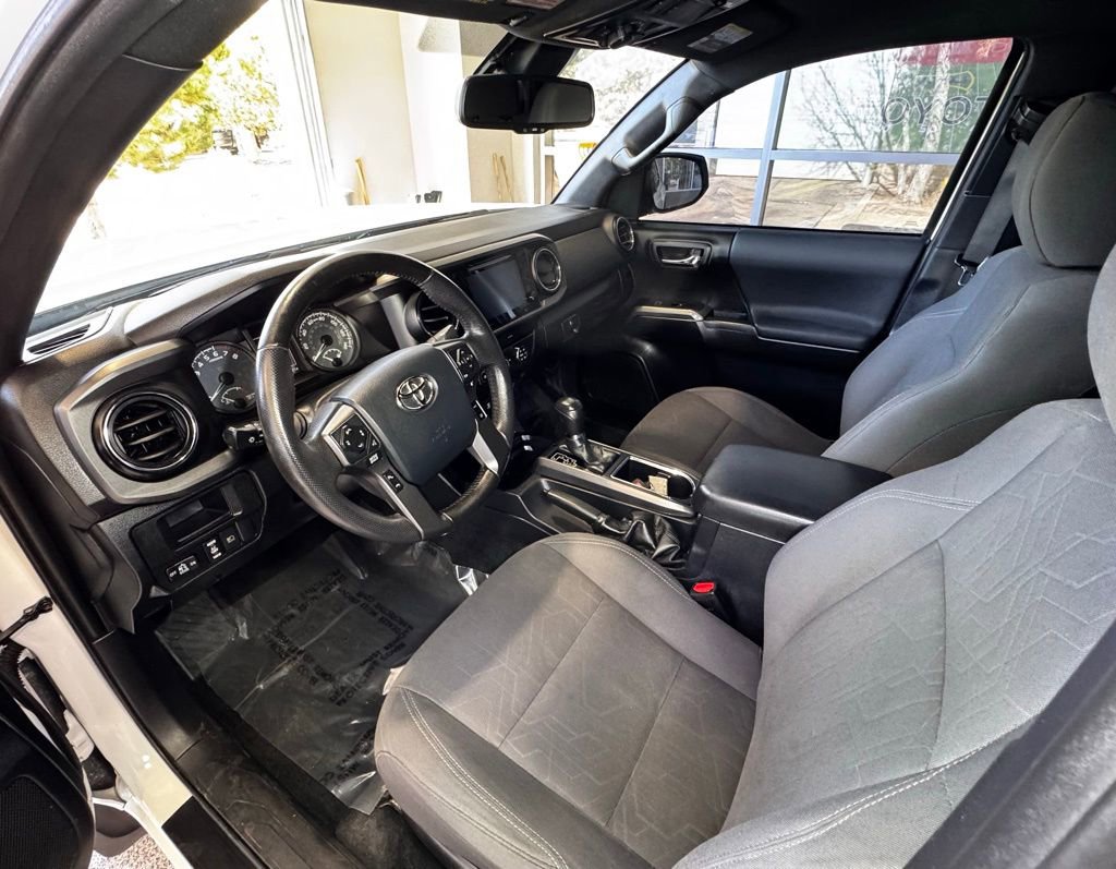 Used 2019 Toyota Tacoma TRD Off-Road image 17