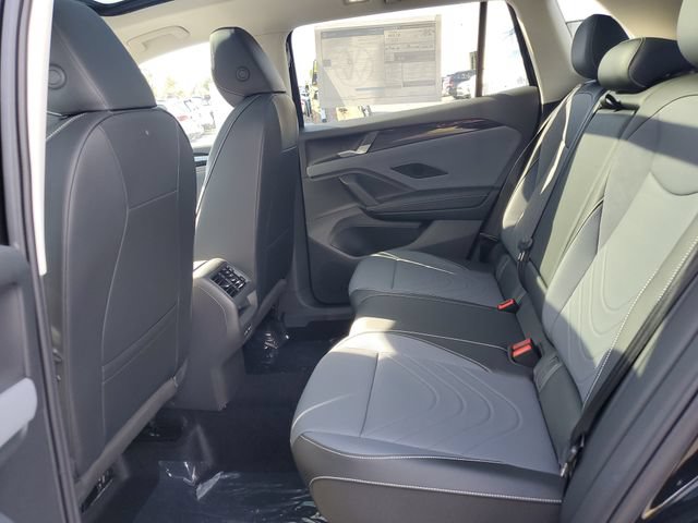 New 2026 Volkswagen Tiguan SE AWD/4WD image 9