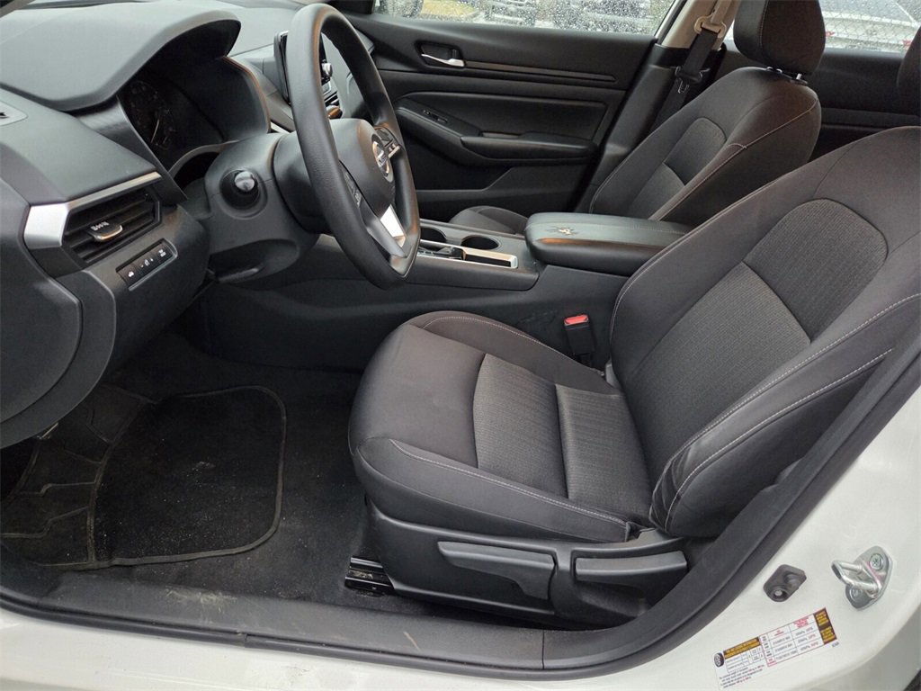 Used 2022 Nissan Altima 2.5 S image 4