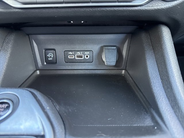 Used 2024 Nissan Sentra SV image 28