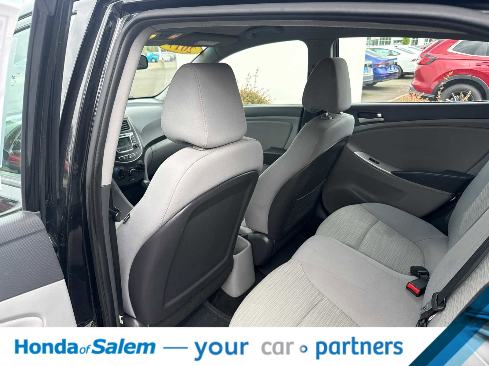 Used 2017 Hyundai Accent SE image 12