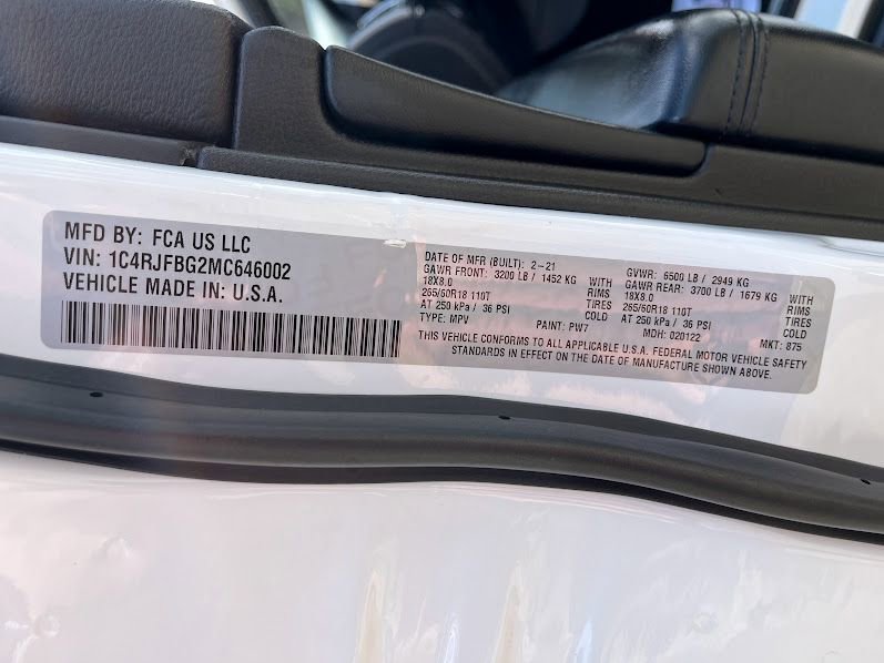 Used 2021 Jeep Grand Cherokee Limited w/ Luxury Group II image 7