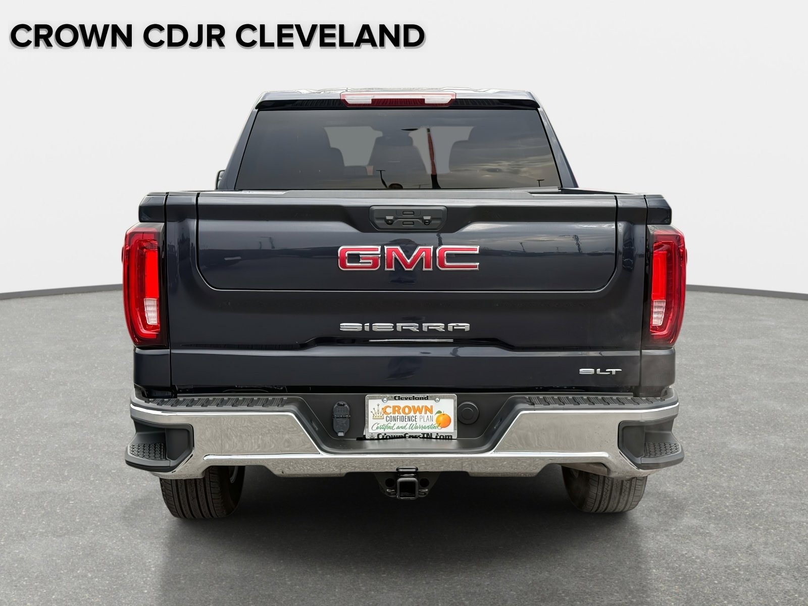 Used 2026 GMC Sierra 1500 SLT image 6