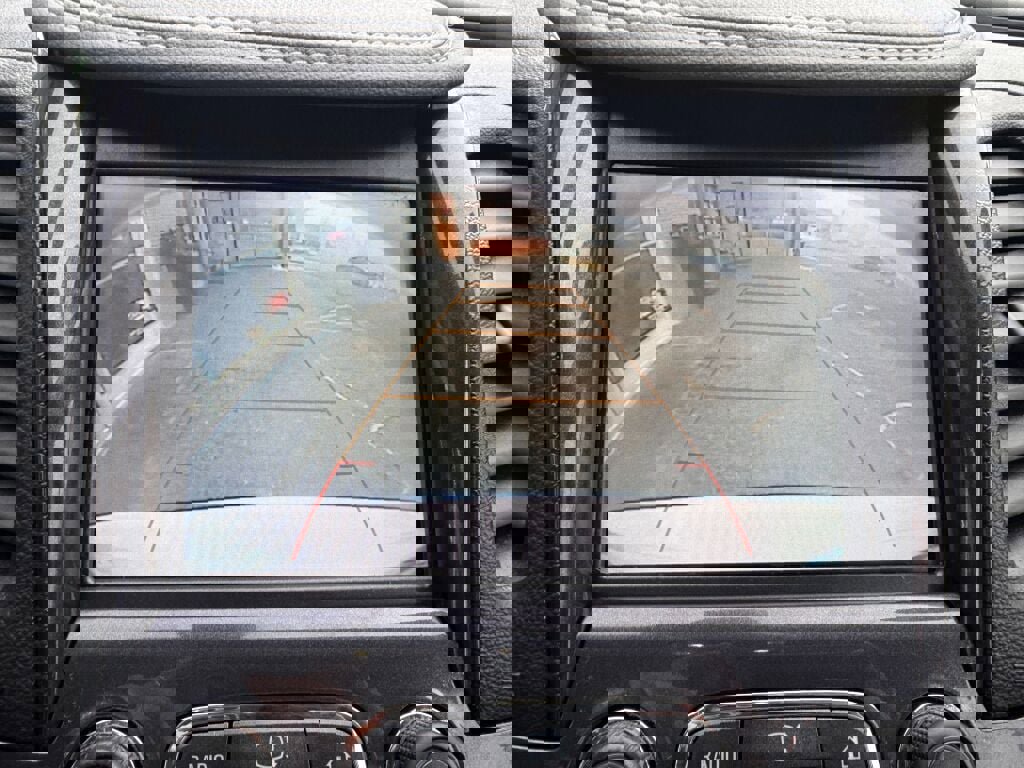 Used 2018 Chevrolet Impala LT image 31