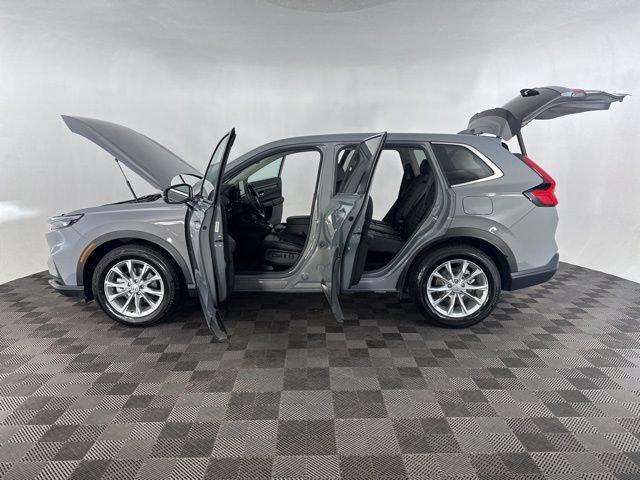 Used 2025 Honda CR-V EX-L image 9