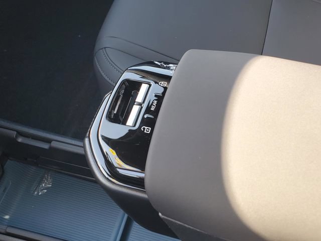 New 2026 Volvo EX30 Plus w/ Protection Package Premier AWD/4WD image 20