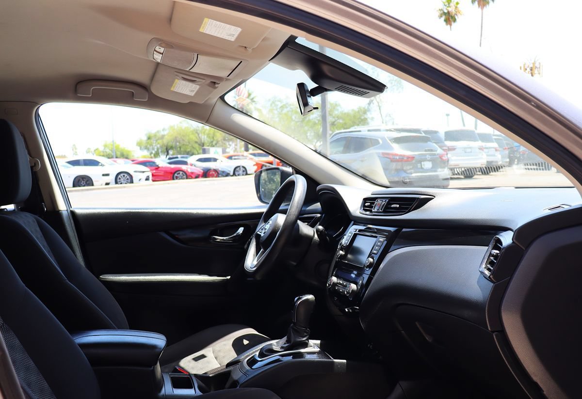 Used 2019 Nissan Rogue Sport SV FWD image 31