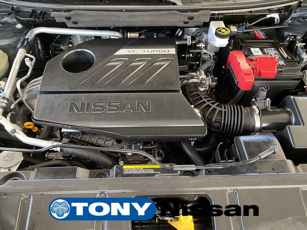 Used 2023 Nissan Rogue S image 10