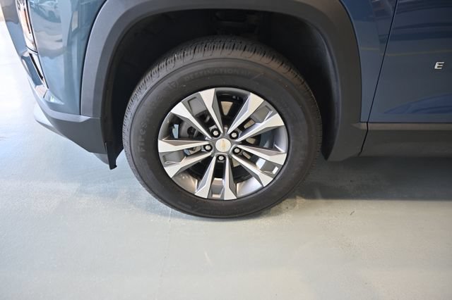 Used 2026 Chevrolet Equinox LT w/ Convenience Package II FWD image 29