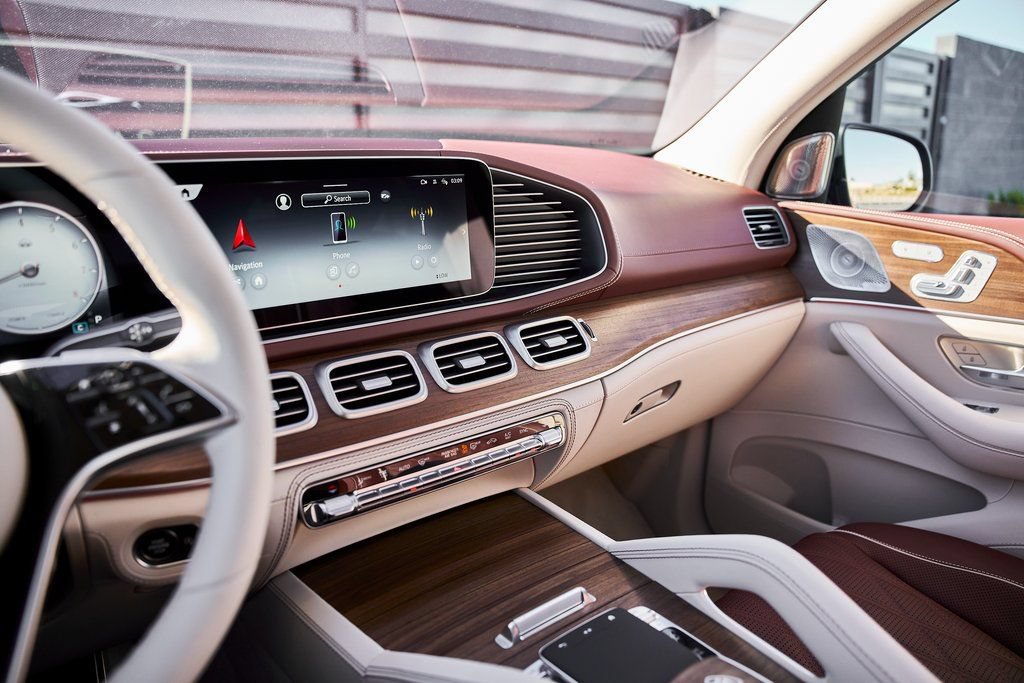 Used 2026 Mercedes-Benz Maybach GLS 600 4MATIC image 73