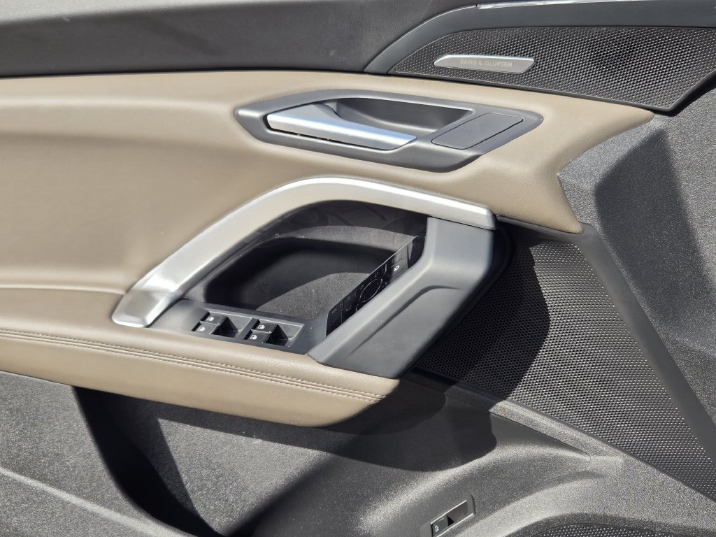 Certified 2026 Audi Q5 Prestige AWD/4WD image 30