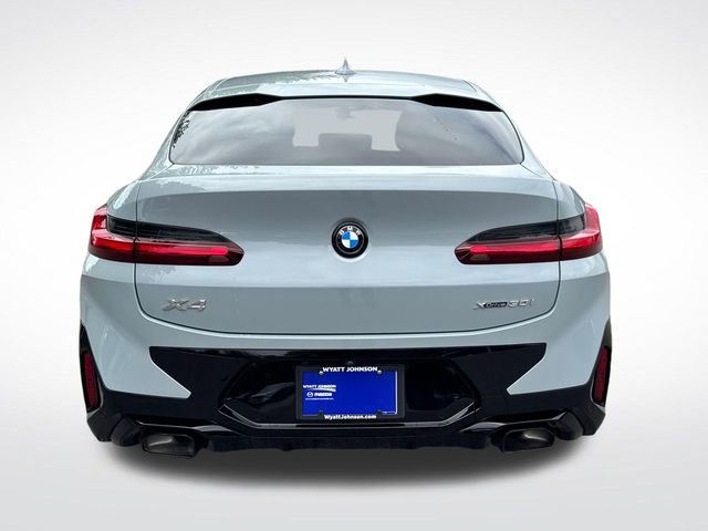 Used 2023 BMW X4 xDrive30i w/ M Sport Package AWD/4WD image 4