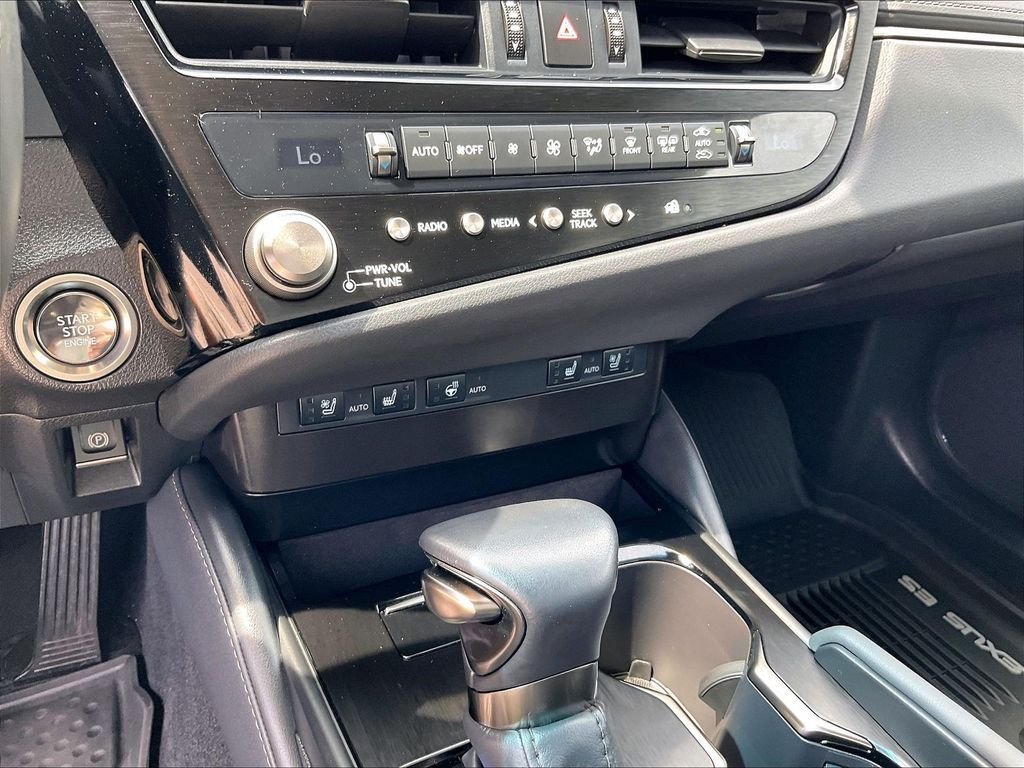 Used 2024 Lexus ES 350 w/ Premium Package FWD image 25