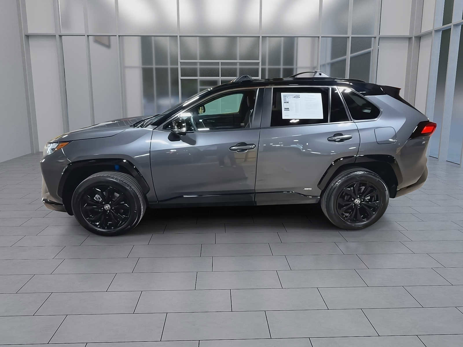 Used 2024 Toyota RAV4 XSE w/ Advanced Technology Package AWD/4WD image 5