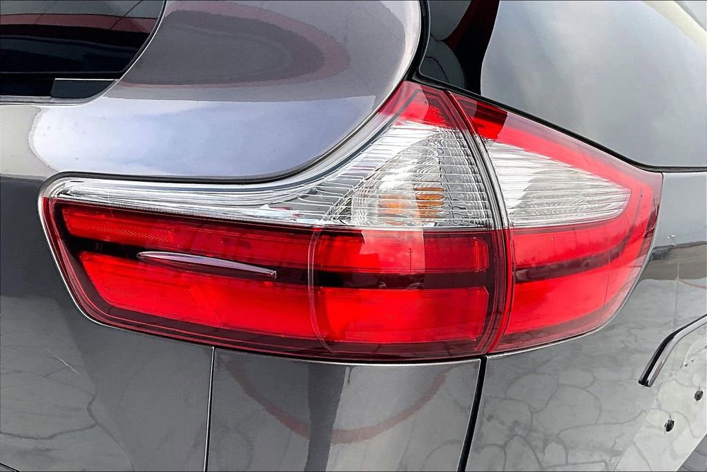 Used 2015 Toyota Sienna XLE w/ XLE Navigation Package image 21