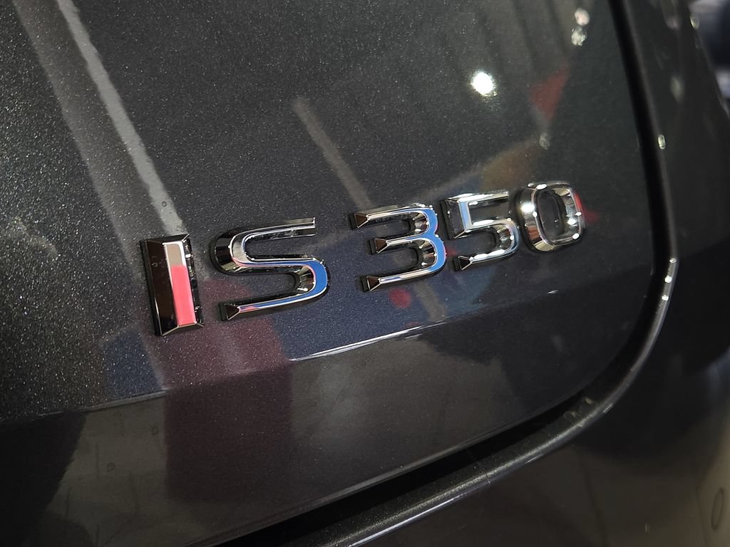 Used 2024 Lexus IS 350 F Sport RWD image 12