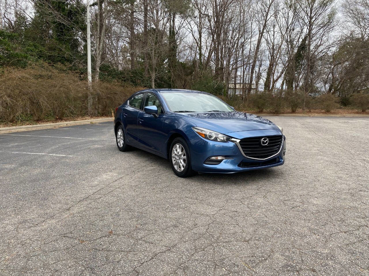 Used 2017 MAZDA MAZDA3 Sport w/ Preferred Equipment Package image 3