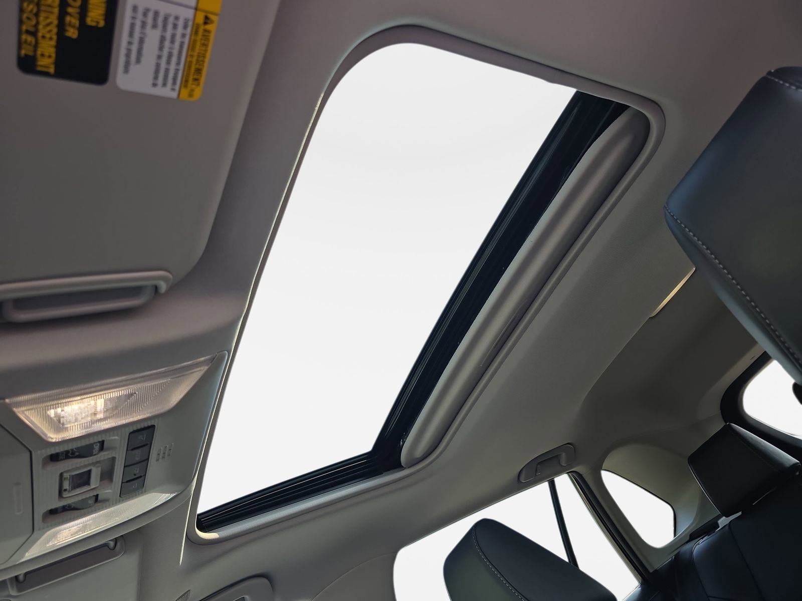 Used 2024 Toyota RAV4 XLE Premium image 29