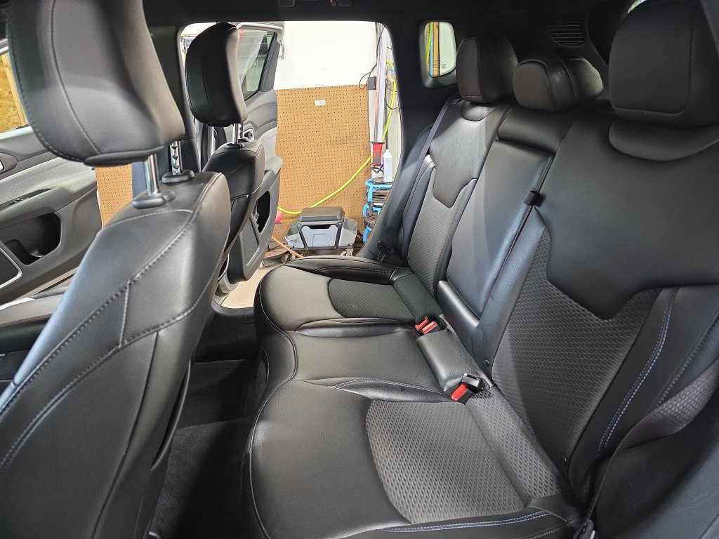 Used 2024 Chevrolet Blazer EV LT AWD/4WD image 13
