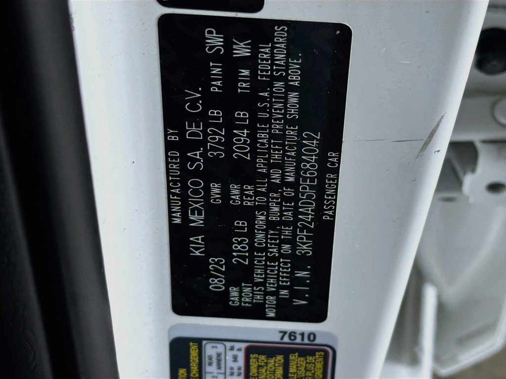 Used 2023 Kia Forte LXS FWD image 29