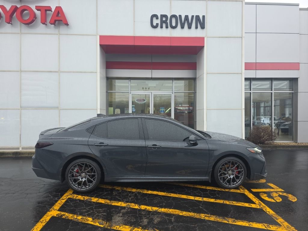 Used 2025 Toyota Camry XSE w/ Premium Plus Package image 2