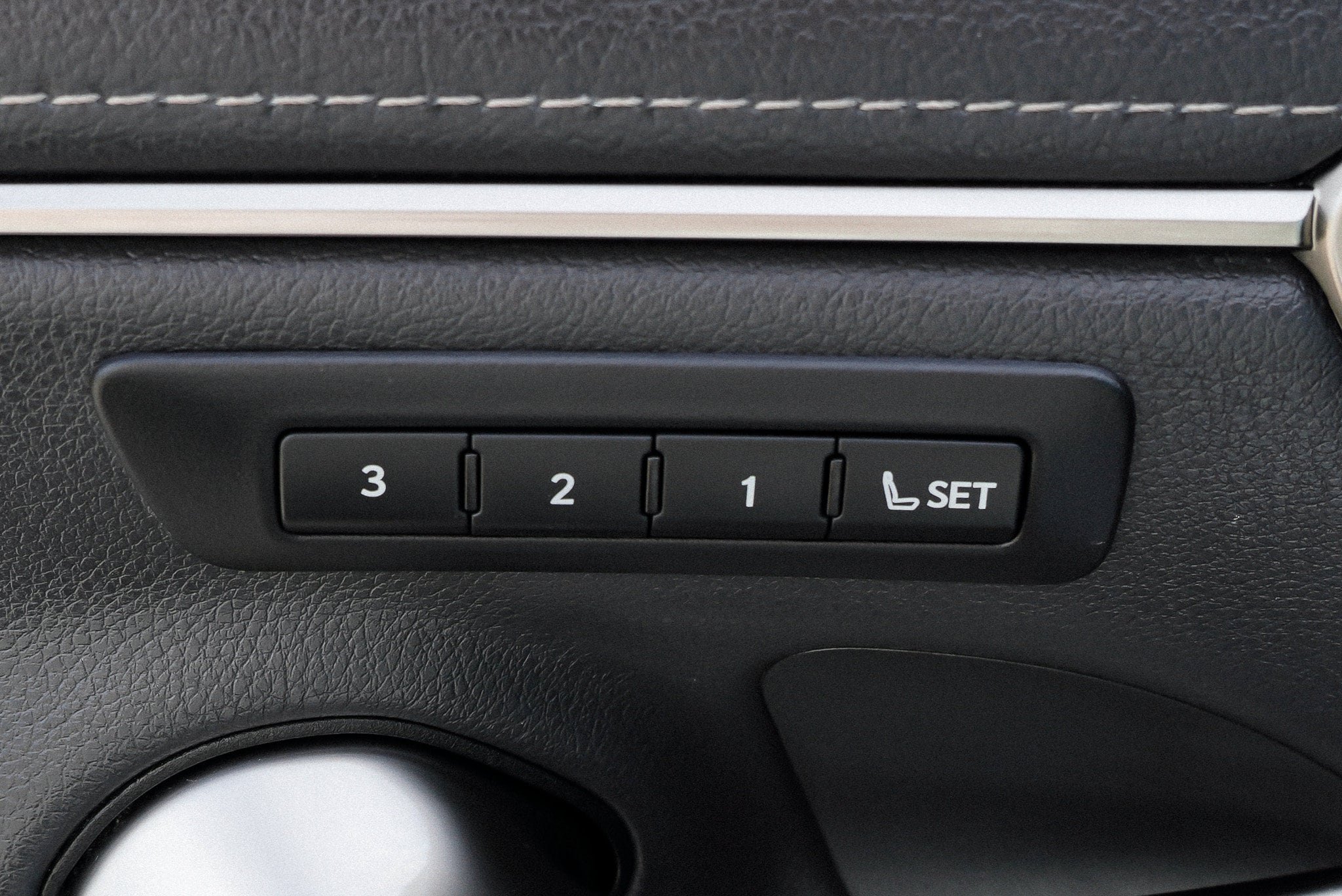 Used 2023 Lexus ES 350 F Sport w/ Accessory Package (Z2) FWD image 19