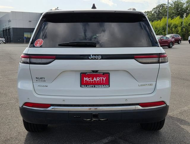 Used 2022 Jeep Grand Cherokee Limited AWD/4WD image 6