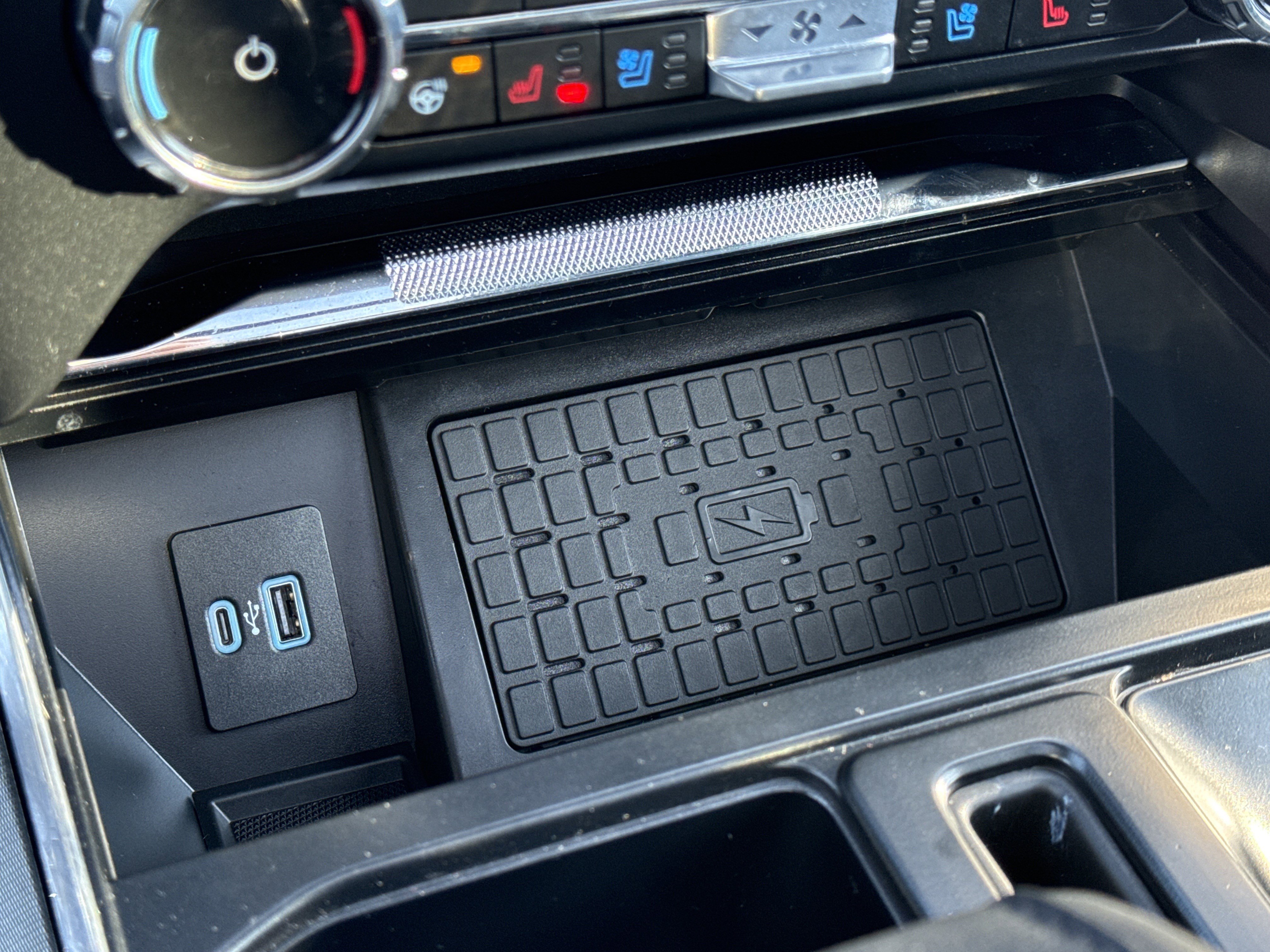 Used 2024 Ford F150 Platinum w/ Equipment Group 702A High image 30