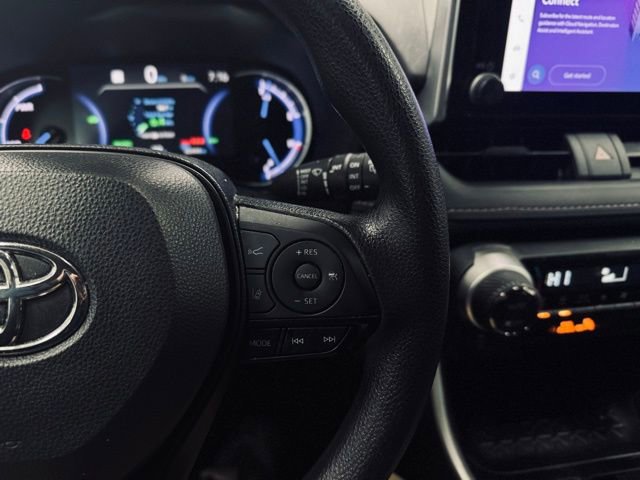 Used 2023 Toyota RAV4 XLE w/ Convenience Package image 28