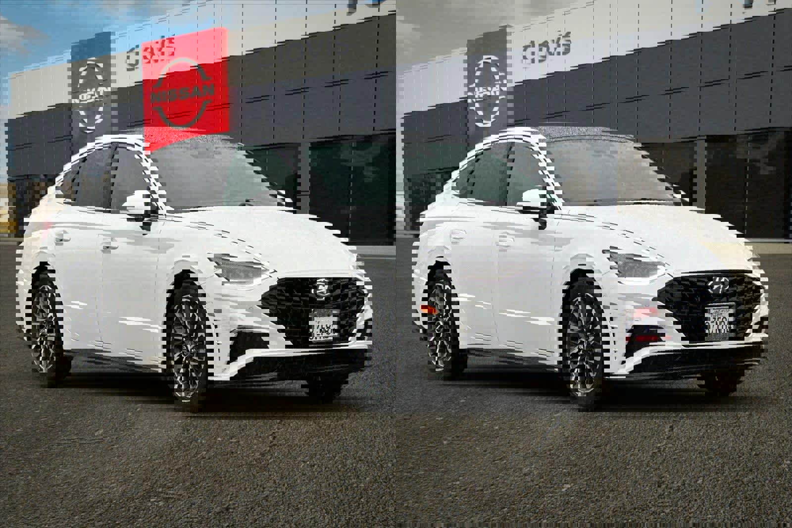 Used 2022 Hyundai Sonata Limited w/ Winter Weather Package image 10