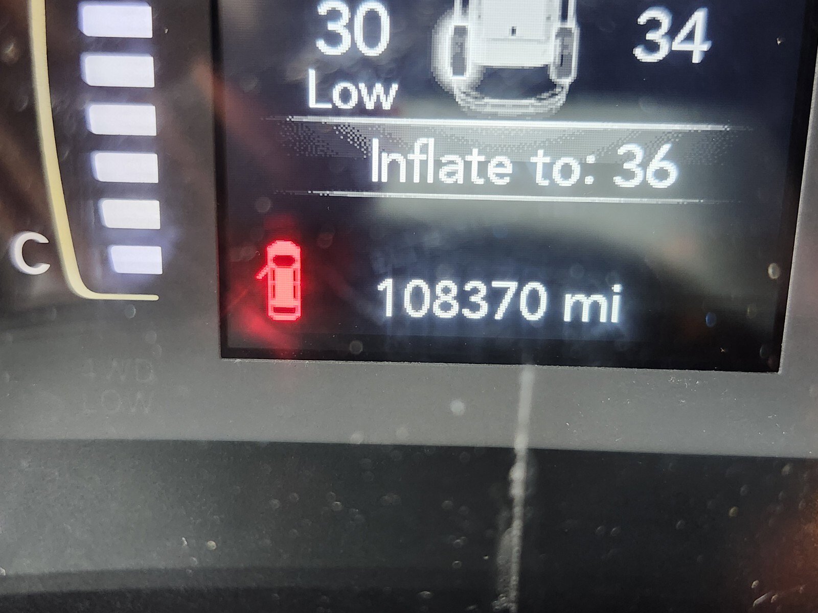 Used 2019 Jeep Cherokee Latitude w/ Popular Appearance Group image 26