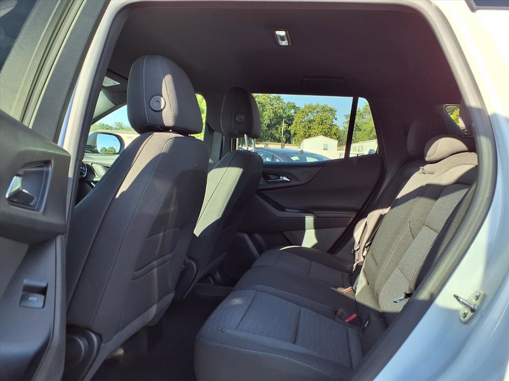 Used 2025 Chevrolet Equinox LT image 22