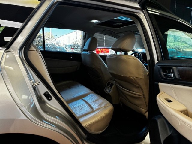 Used 2018 Subaru Outback 2.5i Limited image 61