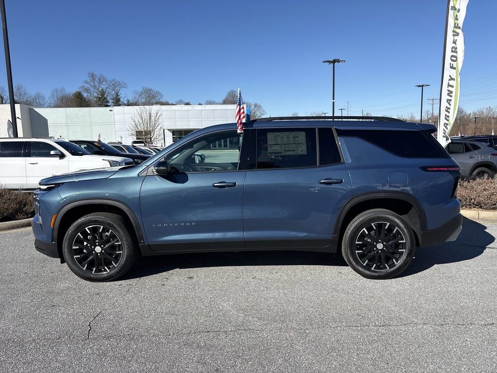 New 2026 Chevrolet Traverse LT w/ Sun and Wheel Package image 5