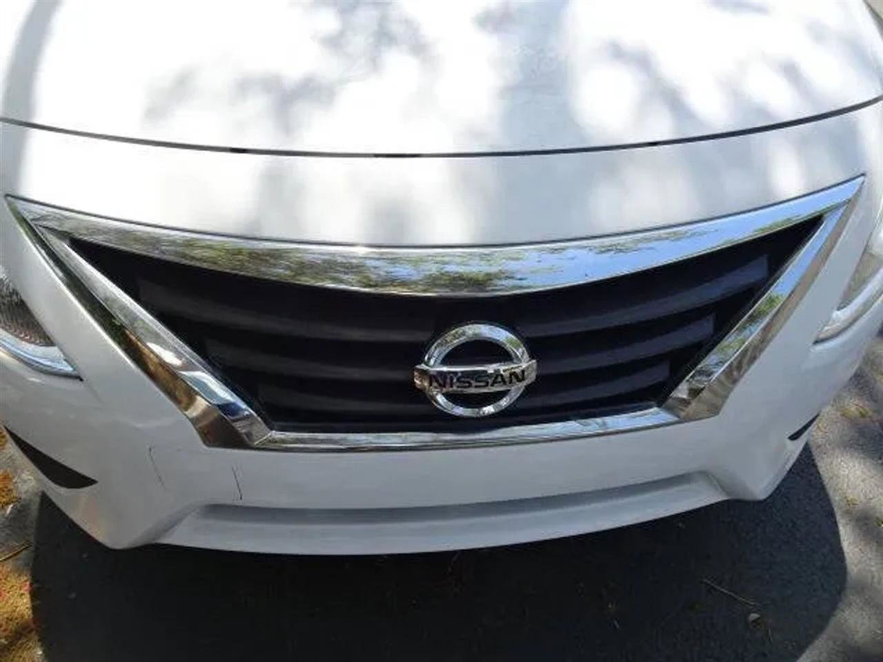 Used 2018 Nissan Versa SV image 17