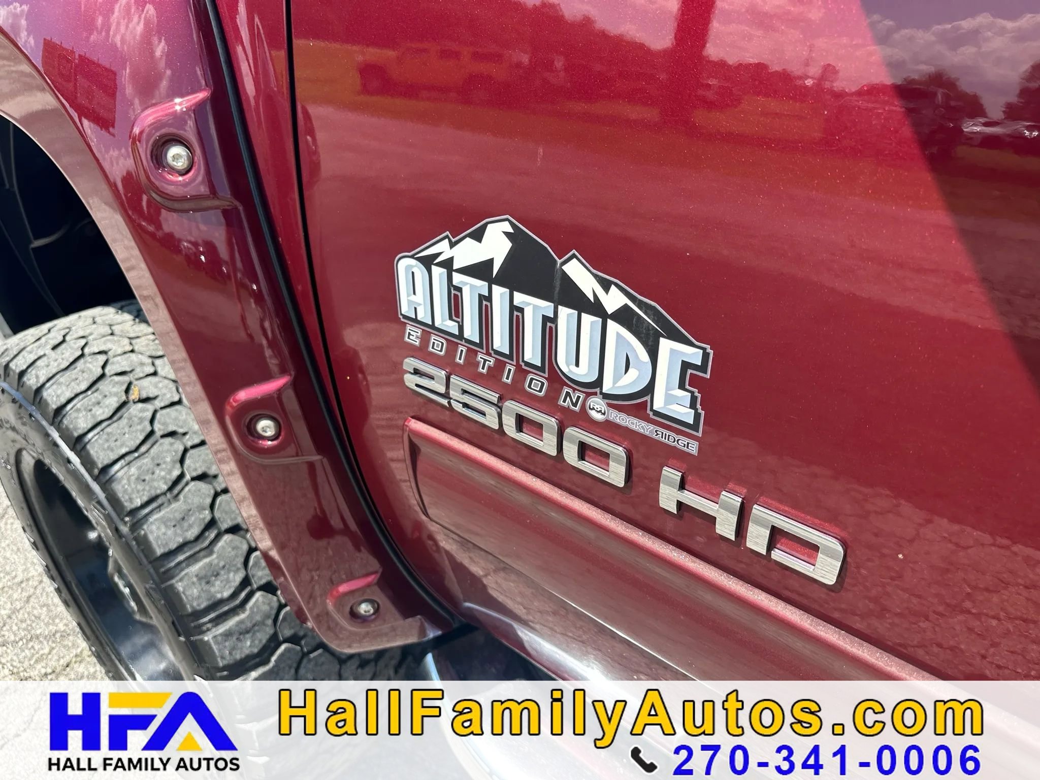 Used 2014 GMC Sierra 2500 SLE w/ SLE Preferred Package AWD/4WD image 9