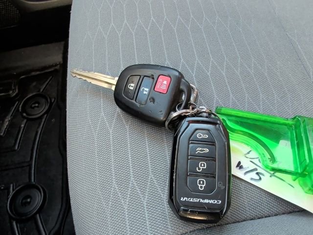 Used 2018 Toyota Tacoma SR5 image 34